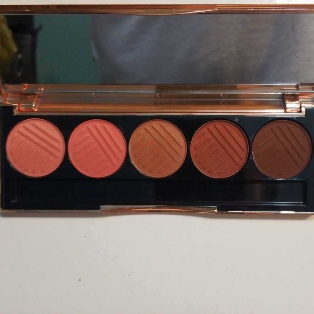 Dose of Colors palette